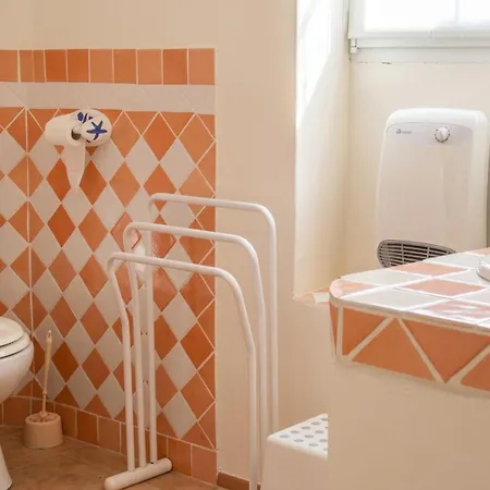 Charmante A Avec Piscine Privee Et Jardin וילה Dauphin